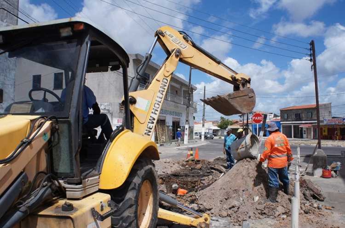 Prefeitura de Aracaju volta a trabalhar na rede de drenagem da capital (Imagem: Janaína Santos/PMA)