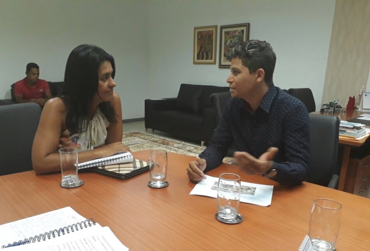 Palhaço Soneca pede socorro a vice-prefeita de Aracaju (Imagem: Assessoria Palhaço Soneca)