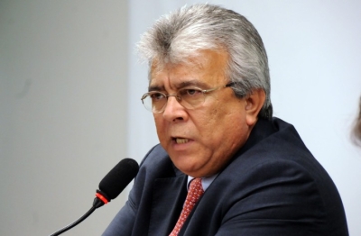 Secretário de Estado da Saúde, Almeida Lima (Foto SESSE)