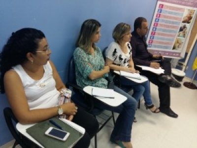Equipe da MNSL se reúne no auditório da unidade para debater as diretrizes do plano (Foto: SES/SE)