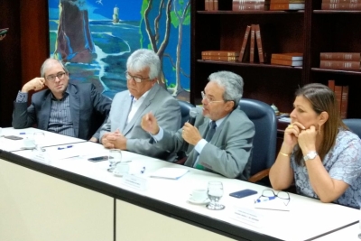 Na reunião foram discutidos os repasses ao Hospital Cirurgia (Foto: Ascom/SES)
