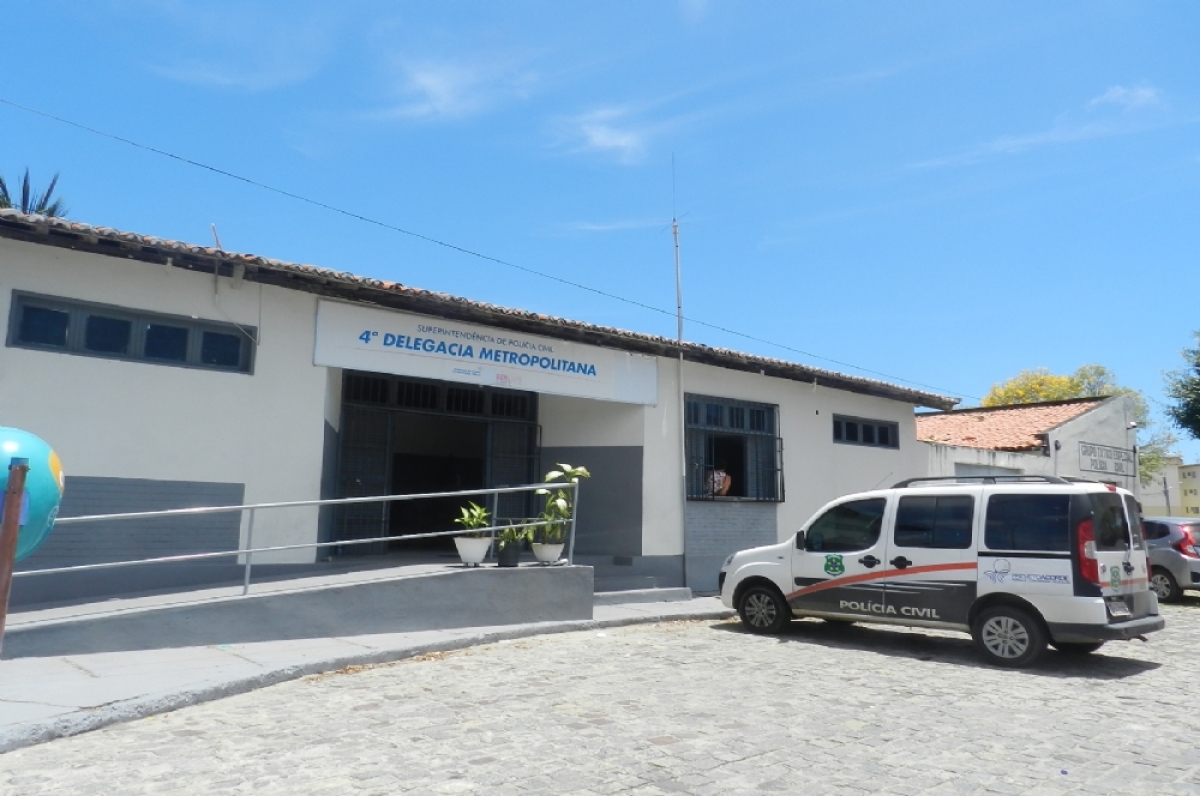 Fato ocorreu na Delegacia Plantonista Sul, que fica em um anexo da 4 DM (Foto: Arquivo Portal Infonet)