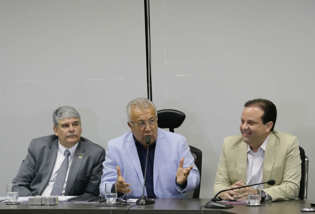 Governador de Sergipe anuncia obras do novo aeroporto de Aracaju (Foto: Jorge Henrique/ASN)