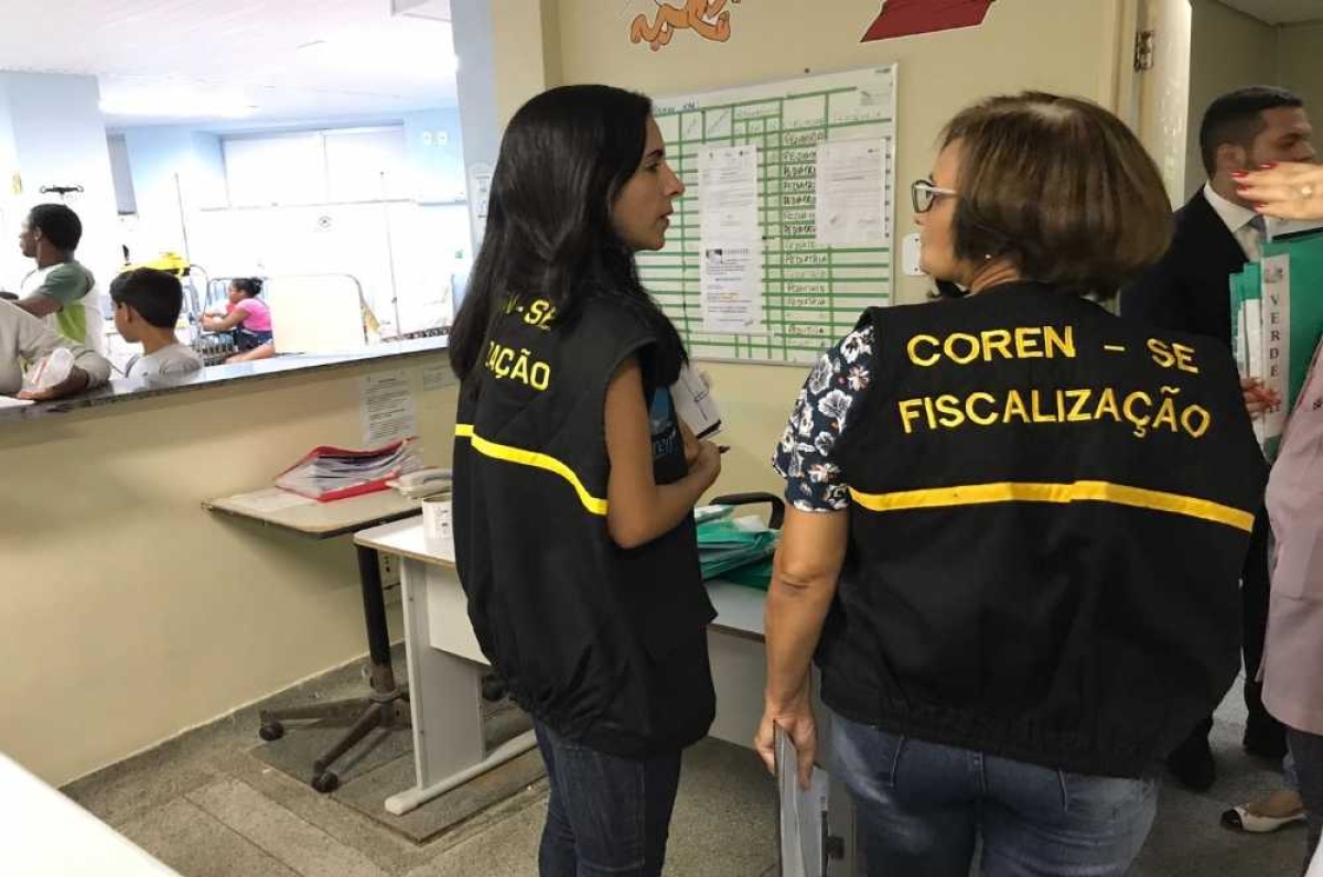 A fiscalização foi relaizada na noite de ontem, 1, na pediatria do Huse (Foto: Coren/SE)