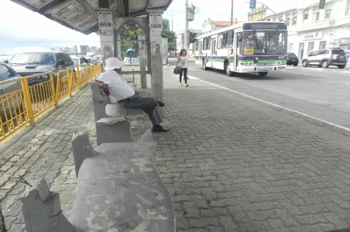 Defesa Civil destaca que a estrutura não é totalmente de concreto, possuindo partes metálicas (Foto: Arquivo Portal Infonet)
