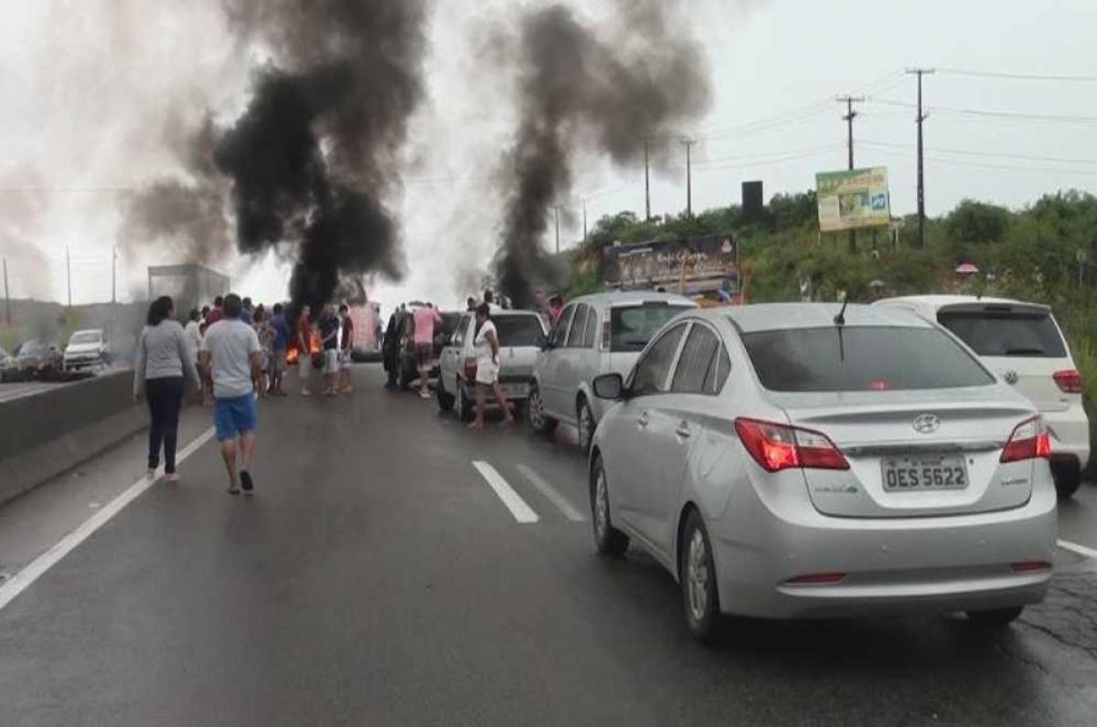 Manifestação faz parte das mobilizações pela Greve Geral (Foto: Portal Infonet)
