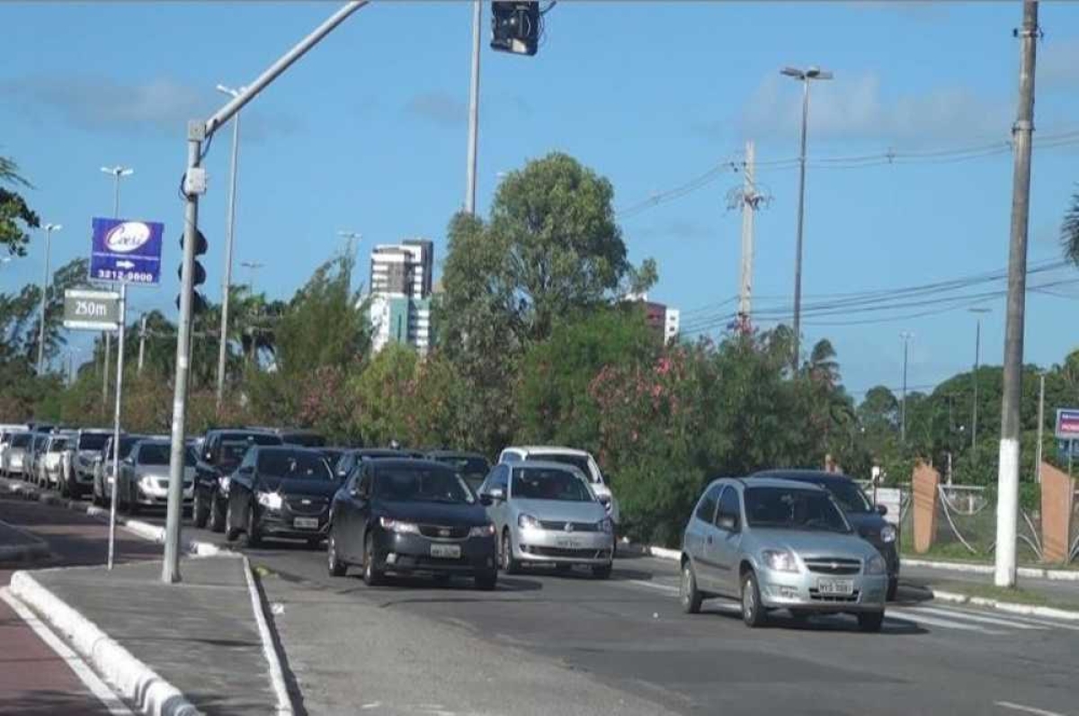 Vai vender seu carro? Detran alerta para necessidade de comunicar venda (Foto: Portal Infonet)