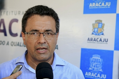Presidente da Emsurb, Luiz Roberto (Foto: Marcos Rodrigues/PMA)