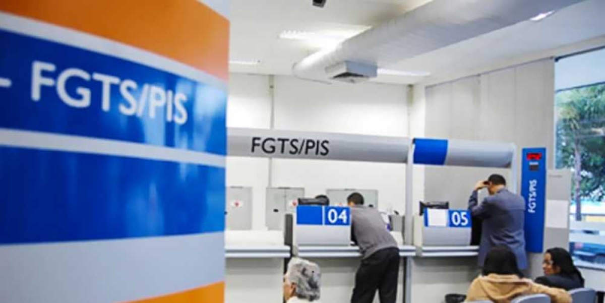 Trabalhadores receberão até o final de agosto parte do lucro do FGTS (Foto: Agência Brasil)