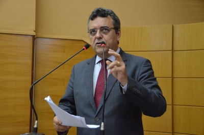 Luciano Pimentel ressalta ação da Marinha do Brasil no interior do Estado (Foto: Jadilson Simões)
