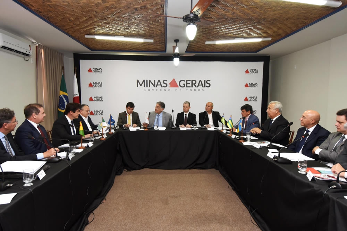 Governador de Sergipe sugere mobilização para cobrar apoio do governo federal na área de segurança (Foto: Manoel Marques/MG)