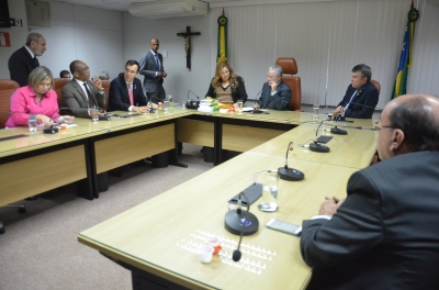 Deputados aprovam vários projetos na CCJ (Foto: Jadílson Simões)