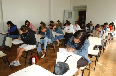 MEC prorroga para novembro prazo de aditamento do Fies (Foto: Arquivo Agência Brasil)
