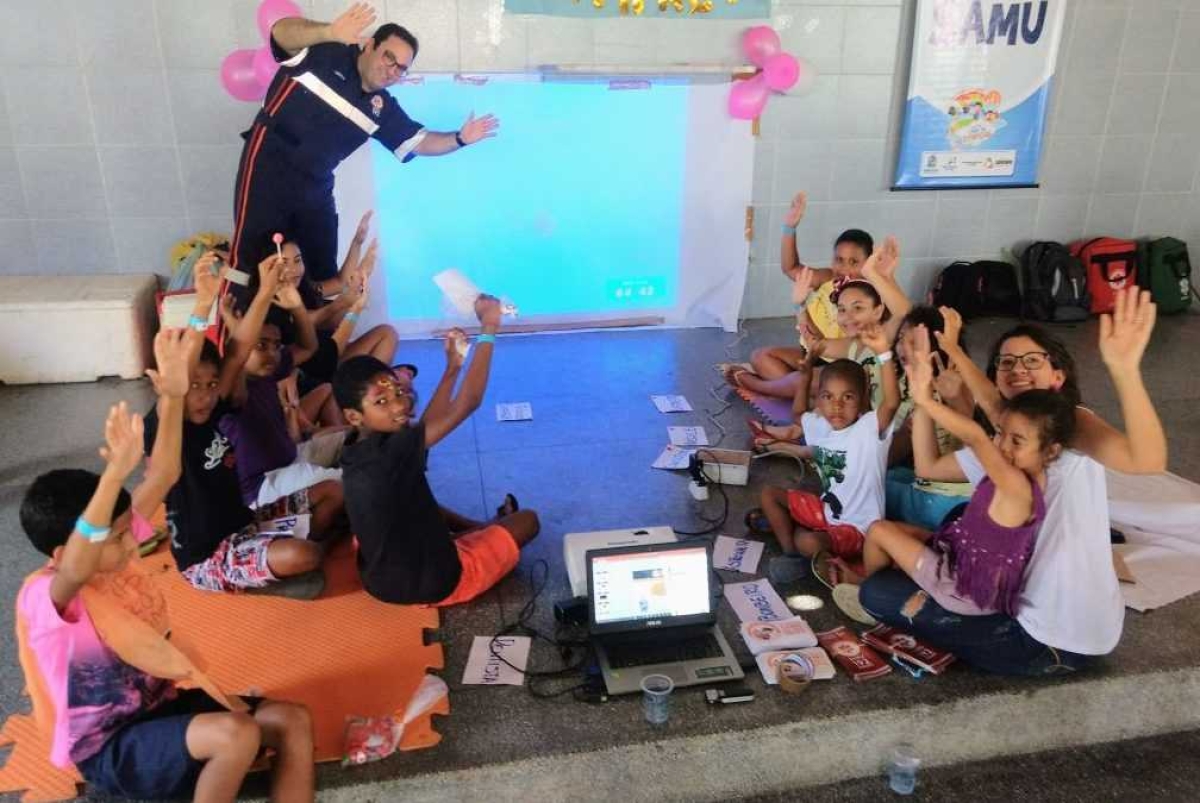 "Amigos do Samu" leva conscientização para crianças do bairro São Carlos (Foto: SES/SE)