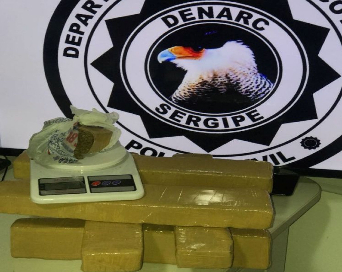 Operação conjunta resulta na prisão de traficante no Santos Dumont (Foto: SSP/SE)