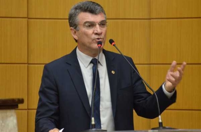 Deputado estadual e vice presidente da Alese, Garibalde Mendonça (Foto: Jadilson Simões/Agência Alese)
