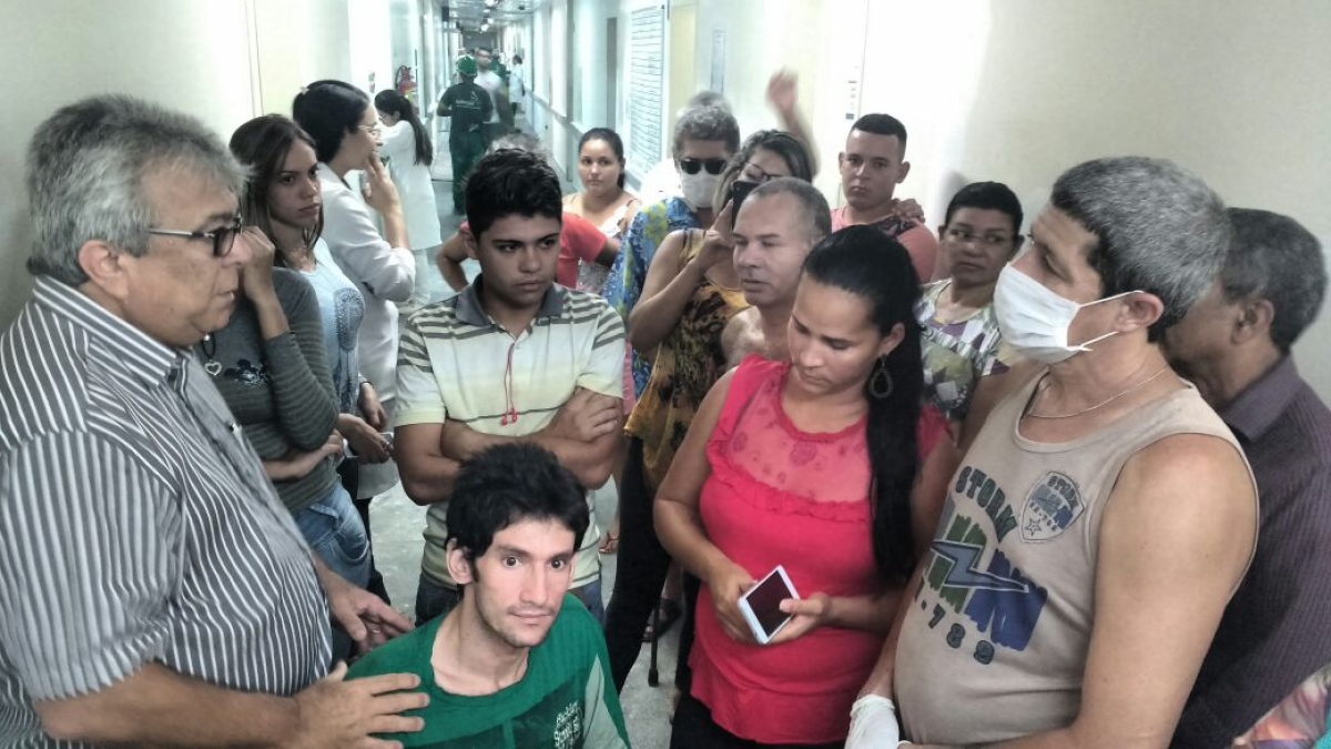Almeida visita obras do Huse e conversa com usuários e servidores sobre atendimento
(Foto: SES/SE)