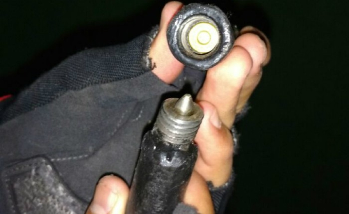 Getam prende indivíduo e apreende menor com arma de fabricação caseira após tentativa de assalto em Itabaiana (Foto: 3º BPM)