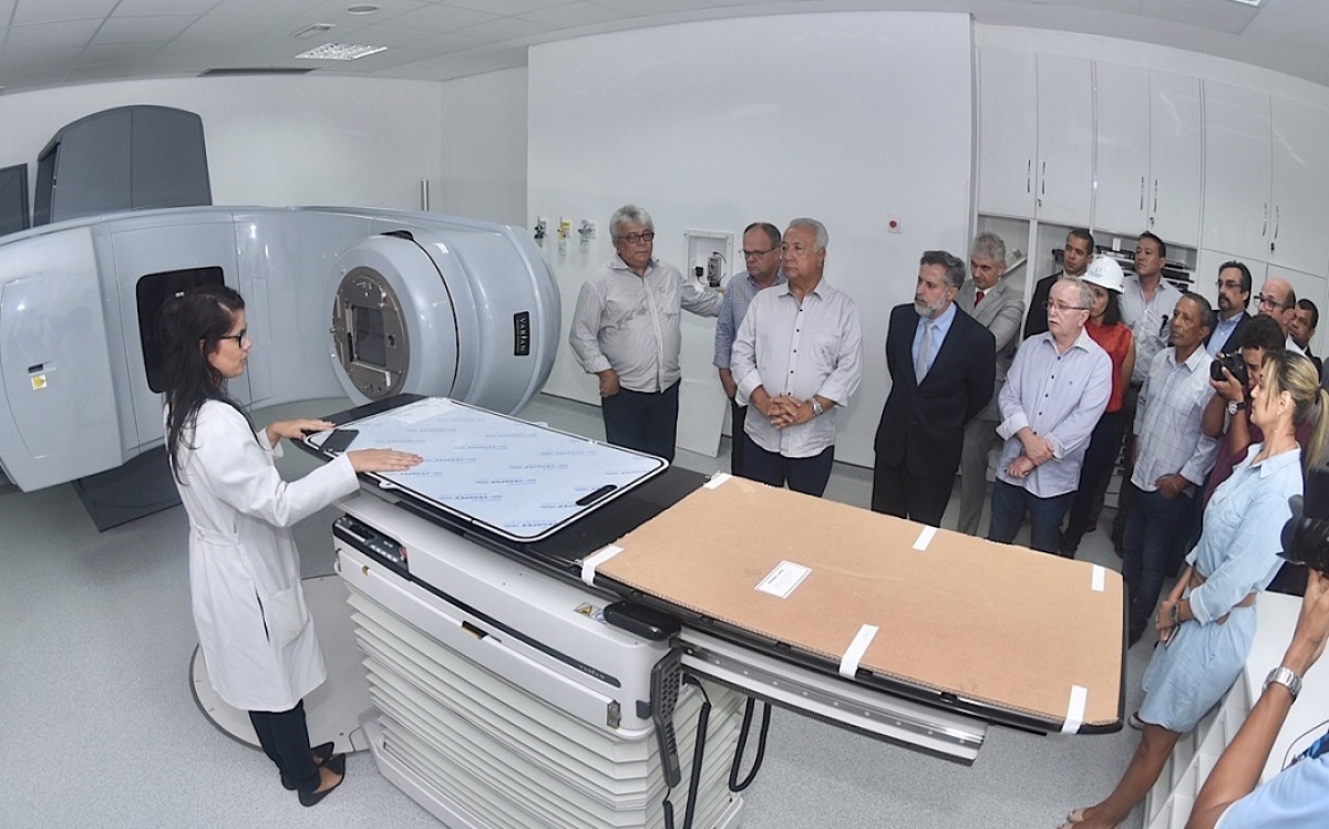  MP visita obras que ampliarão serviços no Hospital de Urgência de Sergipe (Foto: MPSE)