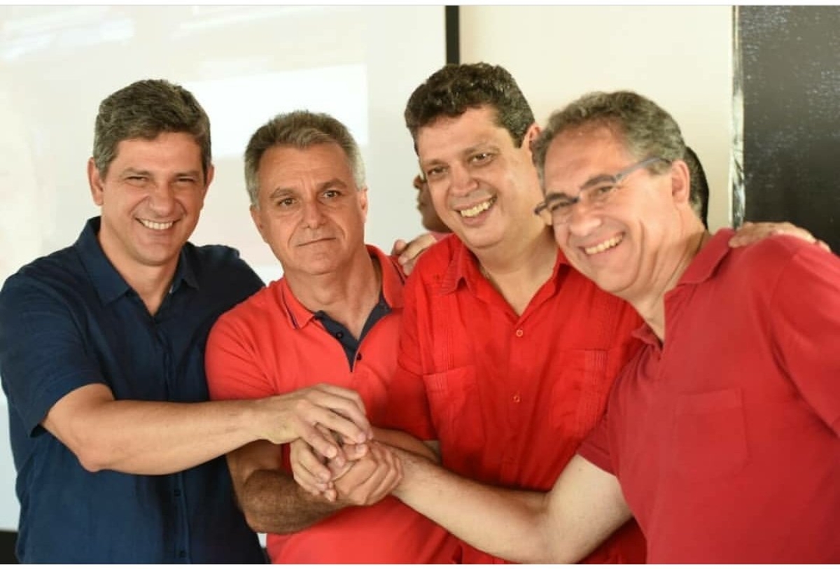 Márcio Macêdo reúne aliados, confirma pré-candidatura a deputado federal e recebe apoio de Lula (Foto: Assessoria Márcio Macêdo)