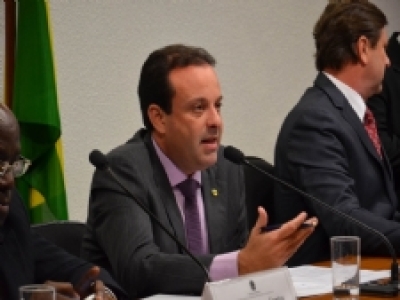 Meta de André Moura é melhorar a saúde pública (Foto arquivo: Ascom Parlamentar)