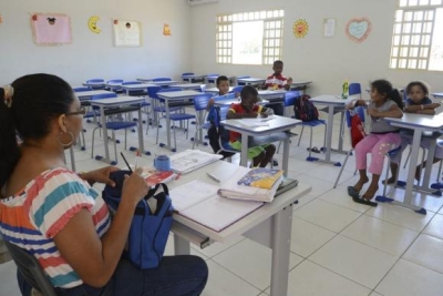 Censo Escolar da Educação Básica considera dados das redes públicas municipal e estadual (Foto: Arquivo/Agência Brasil)
