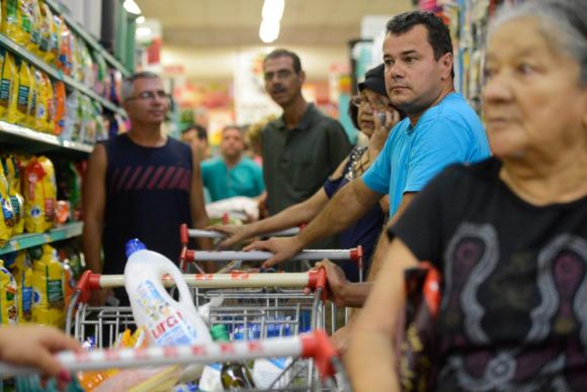 Inflação oficial fechou em 2017 com alta acumulada de 2,95%. �? o menor número desde a taxa de 1998 quando atingiu 1,65% (Foto: Tânia Rêgo/Agência Brasil)