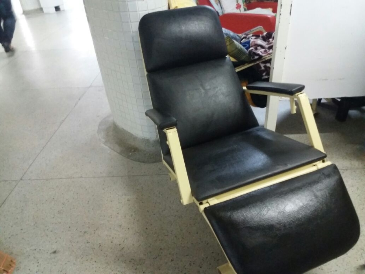 Huse recebe novas poltronas para maior assistência aos usuários (Foto: SES/SE)