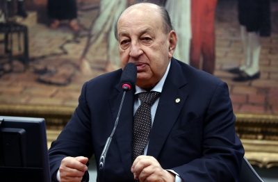 O autor do projeto,  deputado Simão Sessim, lembra que os idosos, hoje, têm mais saúde, o que permite a renovação mais tardia da habilitação (Foto: Cleia Viana/Câmara dos Deputados)