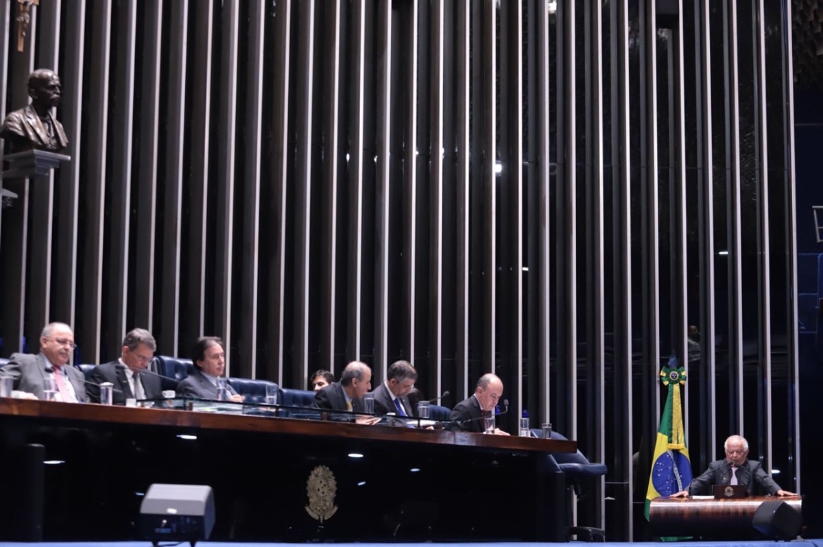 Senador Elber Batalha defende criação do Departamento Nacional de Polícia Judiciária (Foto: Rafael Nunes)