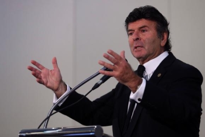 Alteração no texto foi proposta pelo ministro Luiz Fux, para quem os parágrafos agora revogados "ocasionaram dúvidas razoáveis e insegurança" (Foto: José Cruz/Agência Brasil)