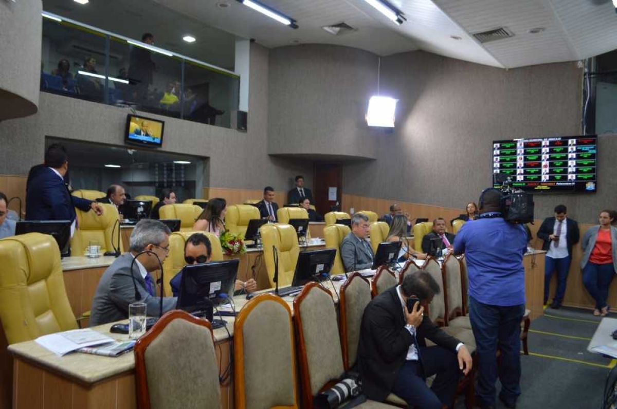 Nitinho anula sessão, mas garante CPI na terça-feira, 13 (Foto: Portal Infonet)