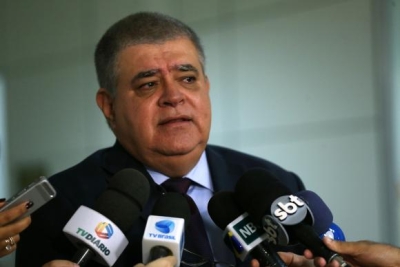 O ministro da Secretaria de Governo, Carlos Marun, fala à imprensa após participar do programa Por Dentro do Governo da TV NBR (Foto: José Cruz/Agência Brasil)