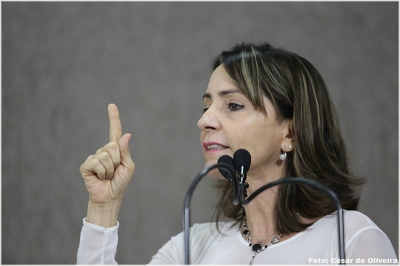 Defensora pública e vereadora Emília Corrêa (Foto: César de Oliveira)