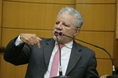Governo de Sergipe apresenta solução para permanência de servidores das fundações de saúde (Foto: Assessoria Francisco Gualberto)