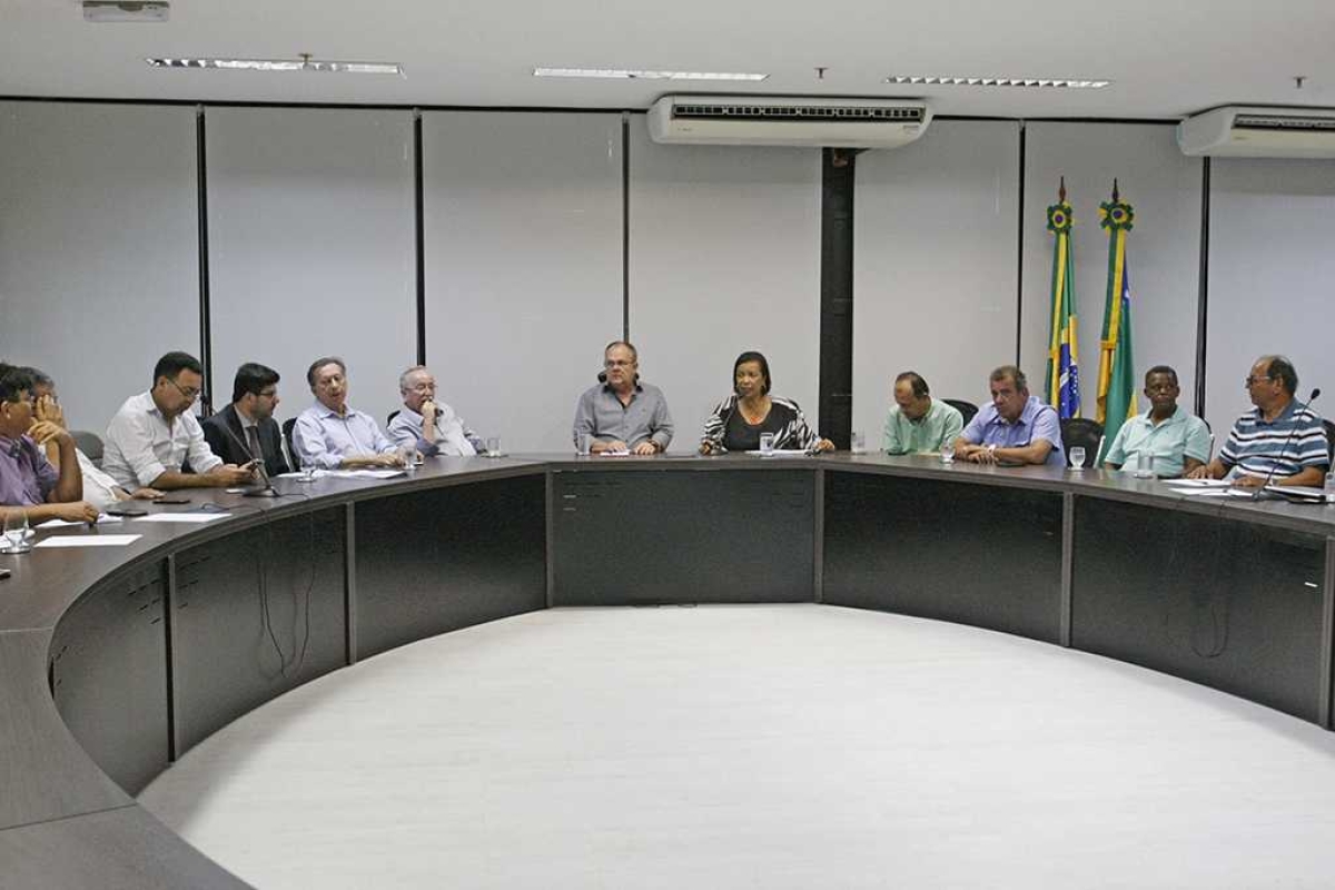 Belivaldo dialoga com carcinicultores e garante incentivo à cultura do camarão no estado (Foto: Victor Ribeiro/ASN)