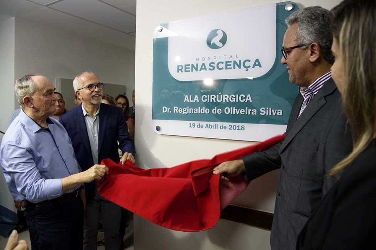 Prefeito de Aracaju participa da inauguração da ala cirúrgica do hospital Renascença (Foto: Marco Vieira/ PMA)