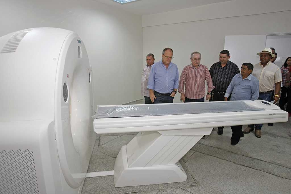 Em Itabaiana, governador de Sergipe visita hospital e participa da posse de novo diretor (Foto: Victor Ribeiro/ ASN)