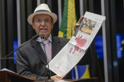 Valadares critica violência no País e cobra agilidade na busca de soluções para o problema (Foto: Jefferson Rudy/ Arquivo Agência Senado)