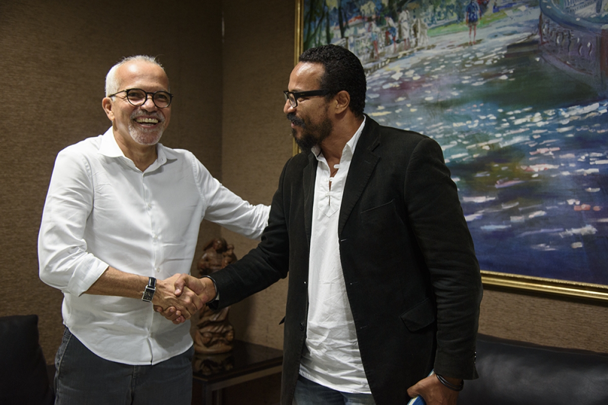 Prefeito de Aracaju anuncia o novo presidente da Funcaju (Foto: Marco Vieira/ PMA)