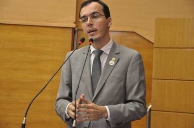 Georgeo Passos: "Sergipe tem um cemitério de obras inacabadas espalhado por todo Estado" (Foto: Jadilson Simões/ Agência Alese)