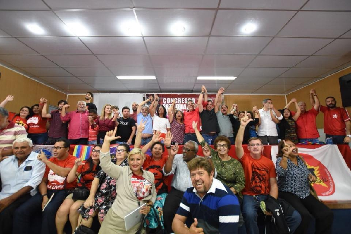 Marcio Macedo recebe apoio para pré-candidatura em congresso do PT (Foto: Assessoria Marcio Macedo)