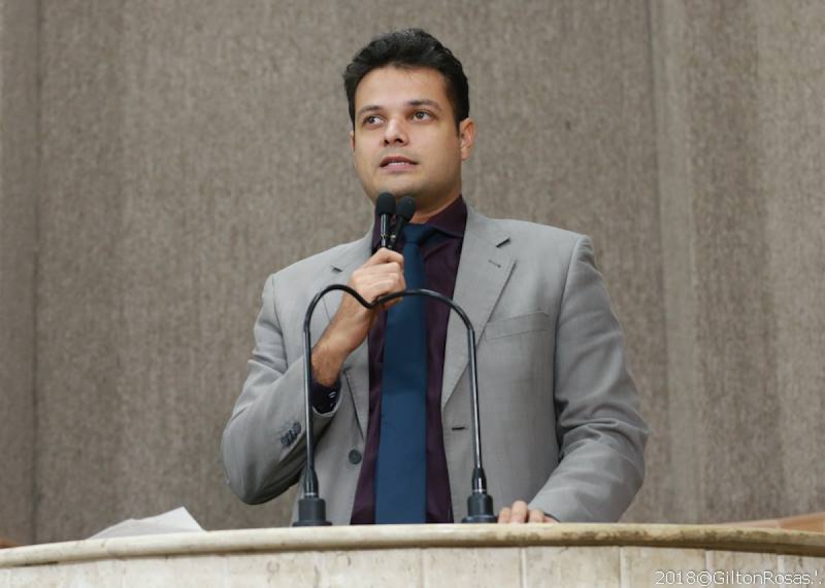 Anderson de Tuca: "Governo do Estado deve R$ 7 milhões ao Hospital Santa Isabel" (Foto: Gilton Rosas/ CMA)