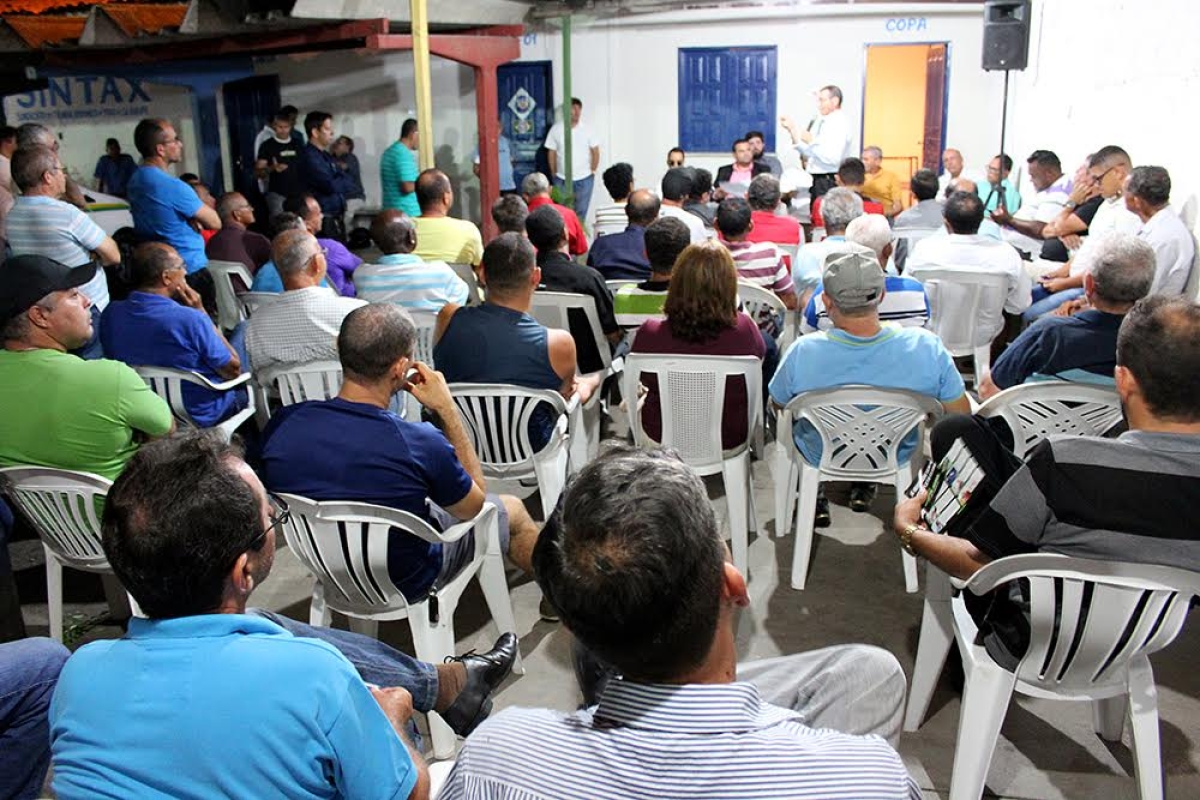 Sem resposta do prefeito, taxistas decidem fazer protesto no próximo dia 6 (Foto: Assessoria Lucas Aribé)