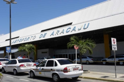 O voo faria a rota Recife/ Aracaju na manhã desta segunda (Foto: Arquivo Portal Infonet)
