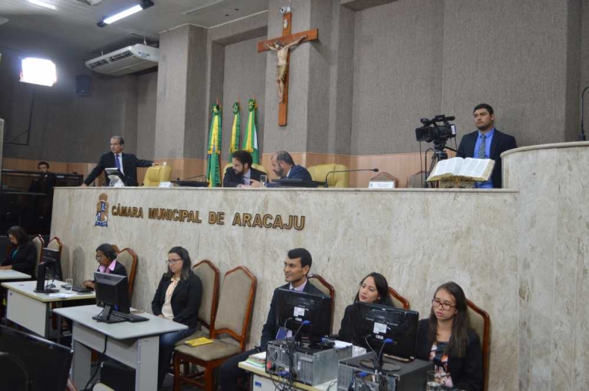 Vereadora pedirá destituição da mesa diretora da Câmara de Vereadores (Foto: Arquivo Portal Infonet)
