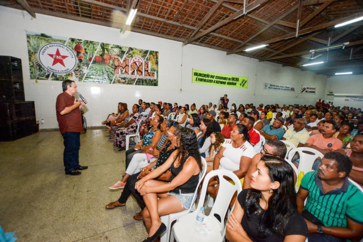 Eduardo Amorim se reúne mais ma vez com integrantes do FNL e MNL (Foto: Assessoria Eduardo Amorim)