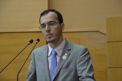 "Governo tem recursos garantidos para pagar inativos dentro do mês em agosto", revela Georgeo Passos (Foto: Rede Alese)