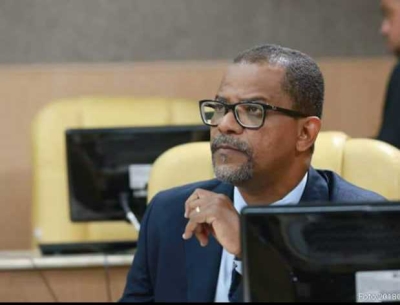"Tentaram dar um golpe no Parlamento de Aracaju", lamenta Professor Bittencourt (Foto: Assessoria Professor Bittencourt)