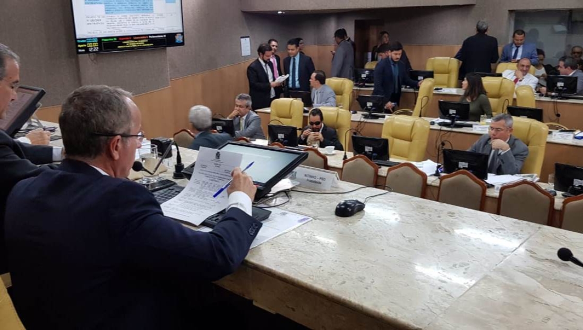 Câmara aprova em Redação Final empréstimo para a PMA e cotas para afrodescendentes em concursos (Foto: César de Oliveira/ CMA)